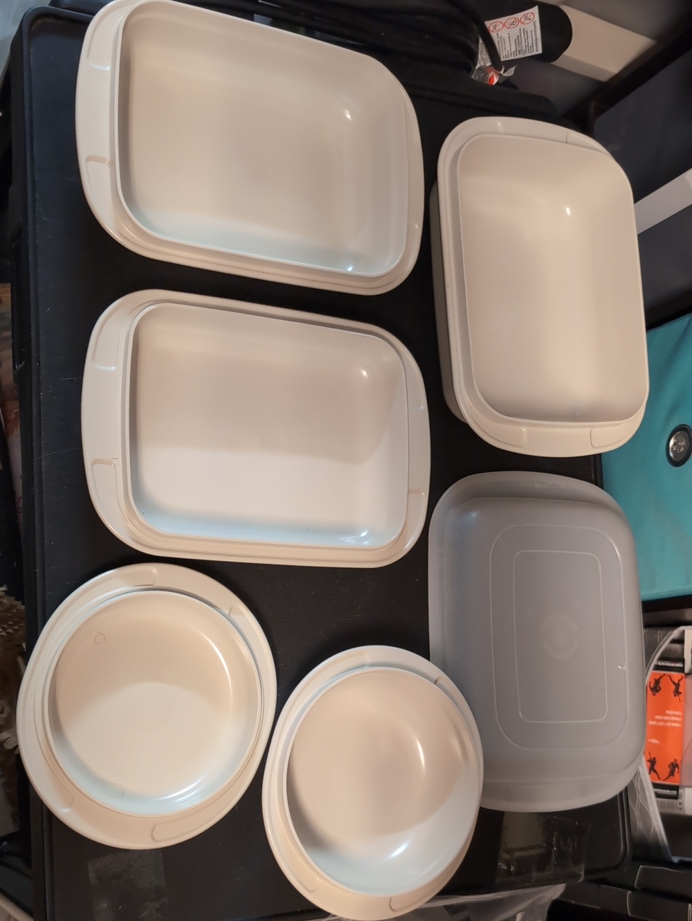 Tupperware Food Storage Container Set Cream Color With 1 Lid